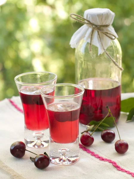 Cherry liqour — Stock Photo, Image