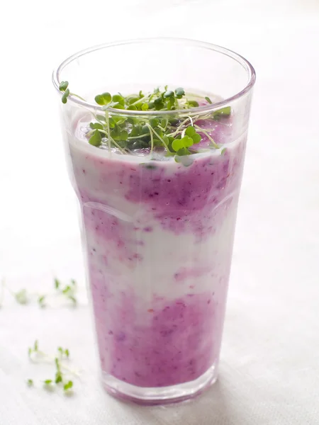 Berry smoothie with yoghurt — Stock Photo, Image