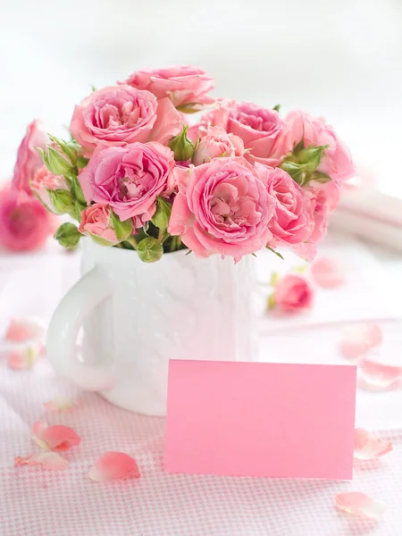 Pink roses for celebration — Stock Photo, Image