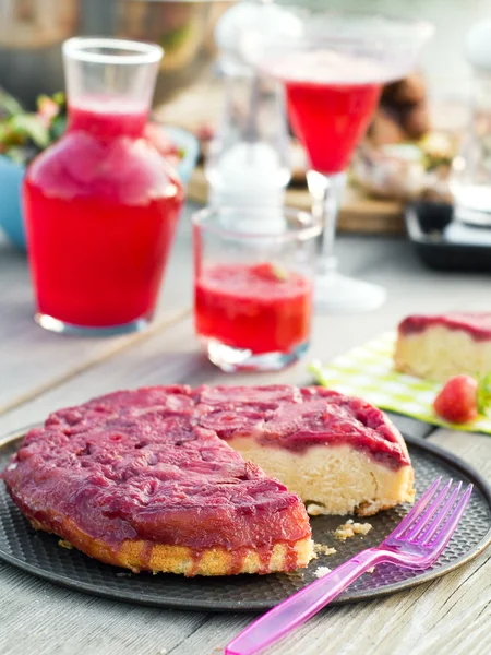 Gâteau aux fraises — Photo