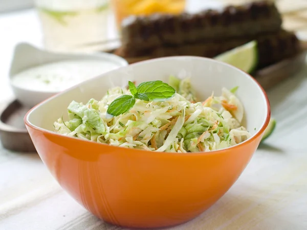 Salada de repolho — Fotografia de Stock