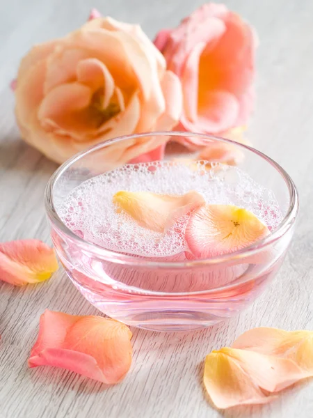 Flowers for spa and aromatherapy — Stock Photo, Image