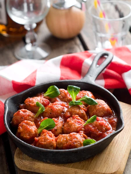 Bakso dengan saus tomat — Stok Foto