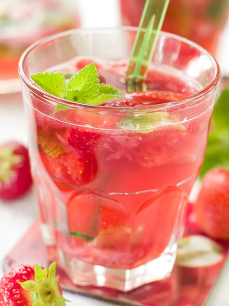 Erdbeermojito — Stockfoto