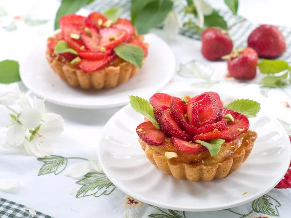 Strawberry tarts — Stock Photo, Image