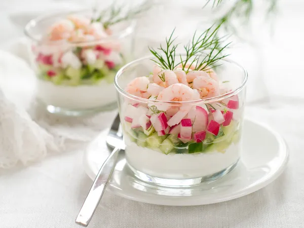 Sallad med räkor — Stockfoto