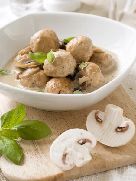 Meatballs with mushrooms — Stock Photo, Image