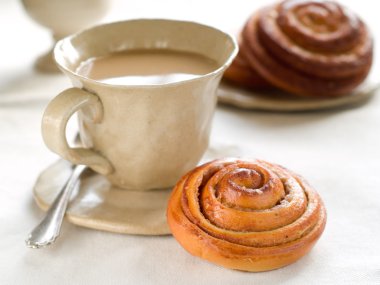 tatlı çörek ve Kupası