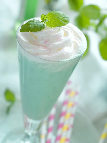 Naneli milkshake — Stok fotoğraf