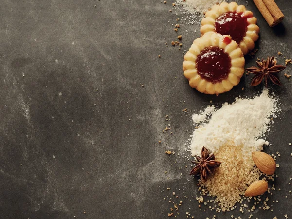 Biscoitos com geléia — Fotografia de Stock