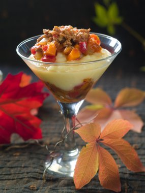 patates kıyılmış et topu ile