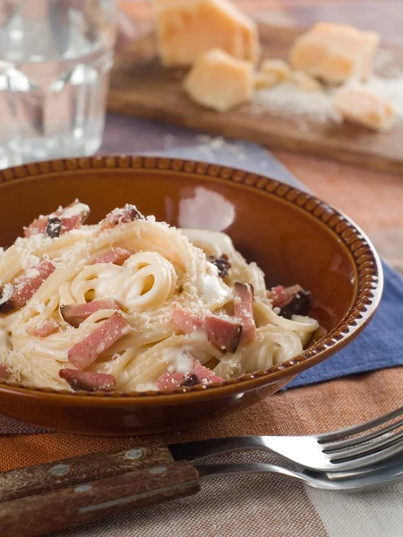 Pasta alla carbonara — Foto Stock