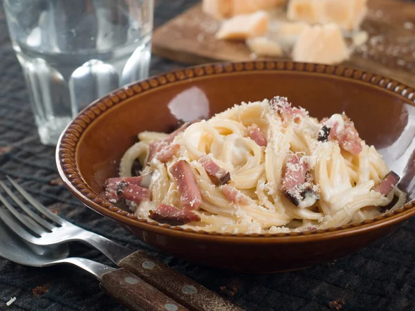 Pasta alla carbonara — Foto Stock