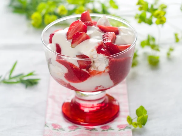 Postre de fresa — Foto de Stock