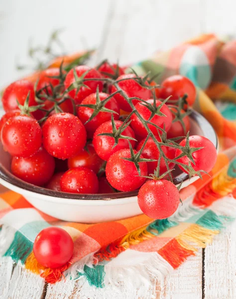 Tomates cereja — Fotografia de Stock