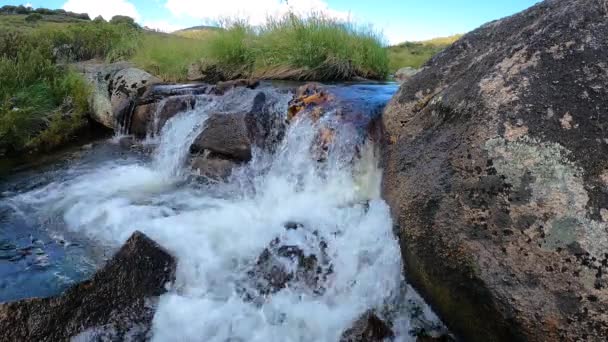 Filmación Audio Los Rápidos Pequeño Arroyo Parque Nacional Kosciuszko Las — Vídeos de Stock