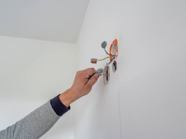 prise lectrique instlation professionnelle de cbles lectriques - Connexion de la prise