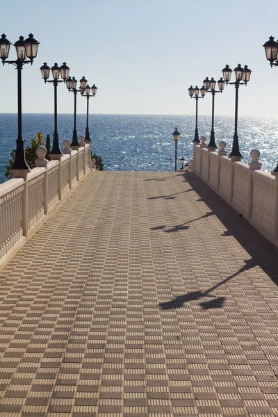 Walkway to the sea — Stock Photo, Image