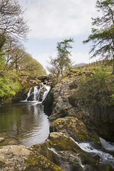 Cachoeira no Yorkshire dales — Fotografia de Stock