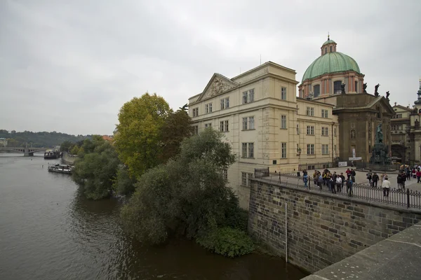 Fassade des Gebäudes — Stockfoto