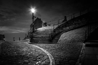 199 basamak, Whitby North Yorkshire Siyah ve Beyaz