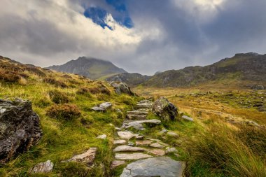 Şaşırtıcı manzara Snowdonia Ulusal Parkı, Kuzey Galler.