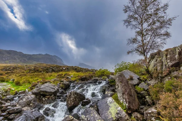 スノードニア国立公園の滝 北ウェールズ — ストック写真