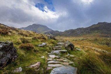Şaşırtıcı manzara Snowdonia Ulusal Parkı, Kuzey Galler.
