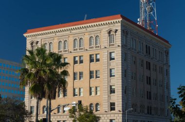 Bu görüntü Los Angeles 'taki San Pedro Belediye Binası' nı gösteriyor..