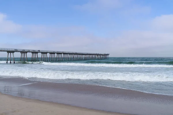 Southern California Beach Scene Including Pier Shown Morning — Fotografia de Stock