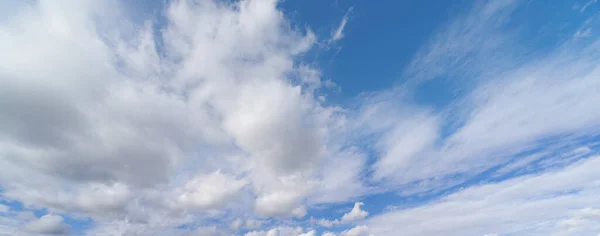 Cloudscape Clouds Background Blue Sunny Sky — Stockfoto