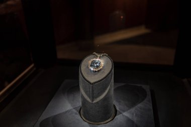 Smithsonian Müzesinde Umut Elmas Mücevherleri
