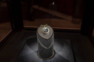 Smithsonian Müzesinde Umut Elmas Mücevherleri