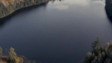 Kuzey Wisconsin Ortabatı Sonbahar Hava Aracı gölü ile ilgili video