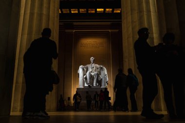 Abraham Lincoln Anıt Heykeli Geceleyin