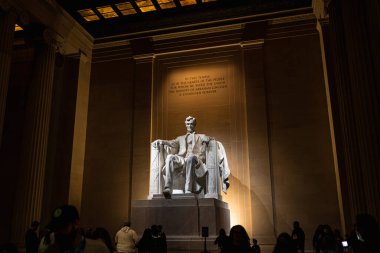 Abraham Lincoln Anıt Heykeli Geceleyin