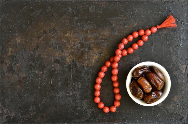 Dates et fond du chapelet — Photo