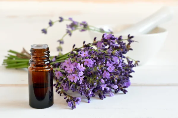 Óleo de lavanda — Fotografia de Stock