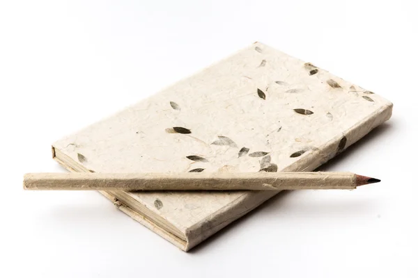 Not defteri ve kalem.