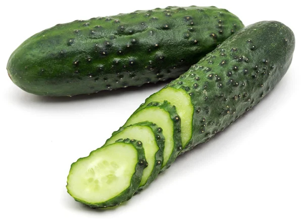 İki yeşil salatalık