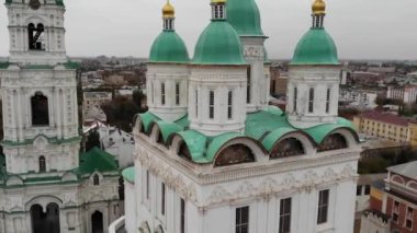 Astrakhan Kremlin şehir merkezinde