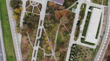 Astrakhan 'ın merkezine park et.