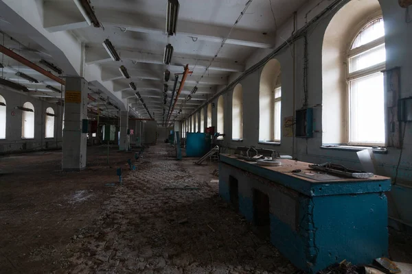 Εγκαταλελειμμένο Άδειο Δωμάτιο Μια Καταστροφή Κτιρίου — Φωτογραφία Αρχείου