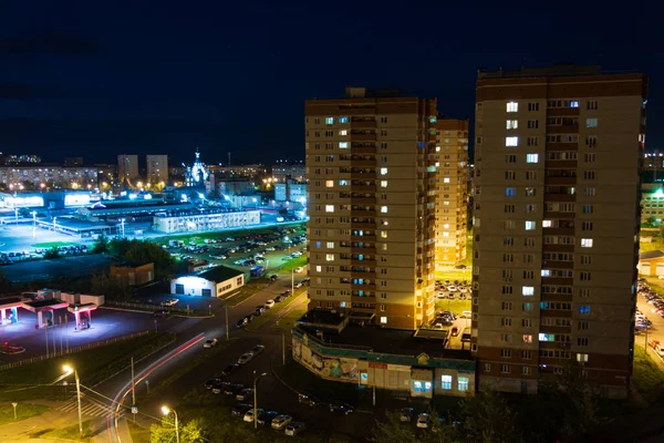 Casa Varios Pisos Luz Noche Las Ventanas —  Fotos de Stock