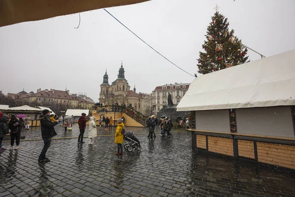 Praga Grudzień 2021 Zamknięte Tradycyjne Jarmarki Bożonarodzeniowe Rynku Starego Miasta — Zdjęcie stockowe