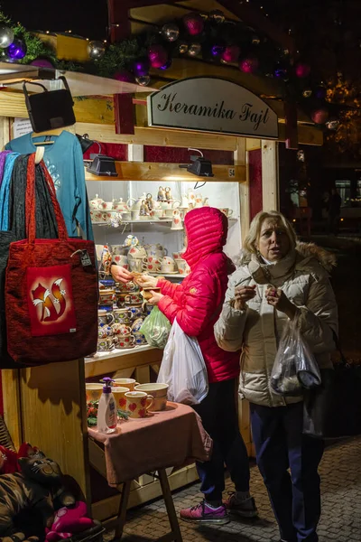 Prag Dezember 2021 Traditioneller Weihnachtsmarkt Auf Dem Friedensplatz Namesti Miru — Stockfoto