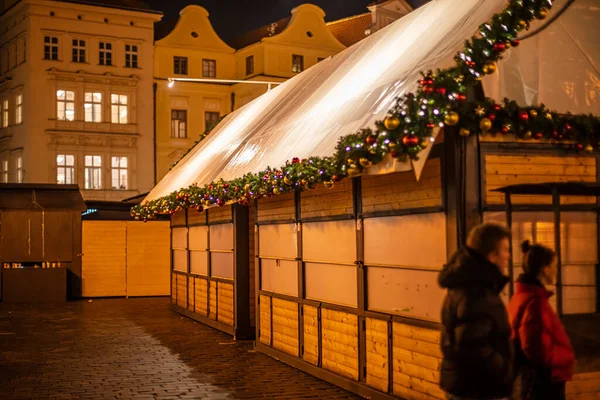 Praag December 2021 Gesloten Traditionele Kerstmarkten Het Oude Stadsplein Die — Stockfoto