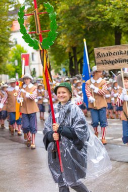Almanya, Münih 18 Eylül 2022 Trachten- und Schtzenzug Ekim Festivali 2022 Covid-19 iki yıl sonra Münih, Almanya 'da durakladı. 