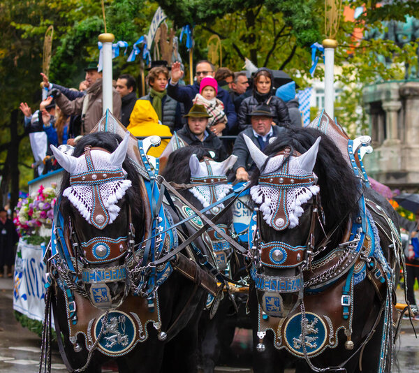 Germany, Munich  September 18, 2022 The Trachten- und Schtzenzug of the Oktoberfest 2022 after the two years of Covid-19 pause on in Munich, Germany. 