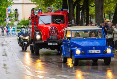 Almanya, Münih 18 Eylül 2022 Trachten- und Schtzenzug Ekim Festivali 2022 Covid-19 iki yıl sonra Münih, Almanya 'da durakladı. 